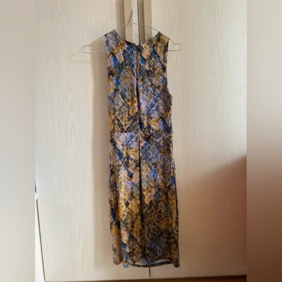 Guess Blue and Gold Patterned Midi Dress - Picture 6 of 6